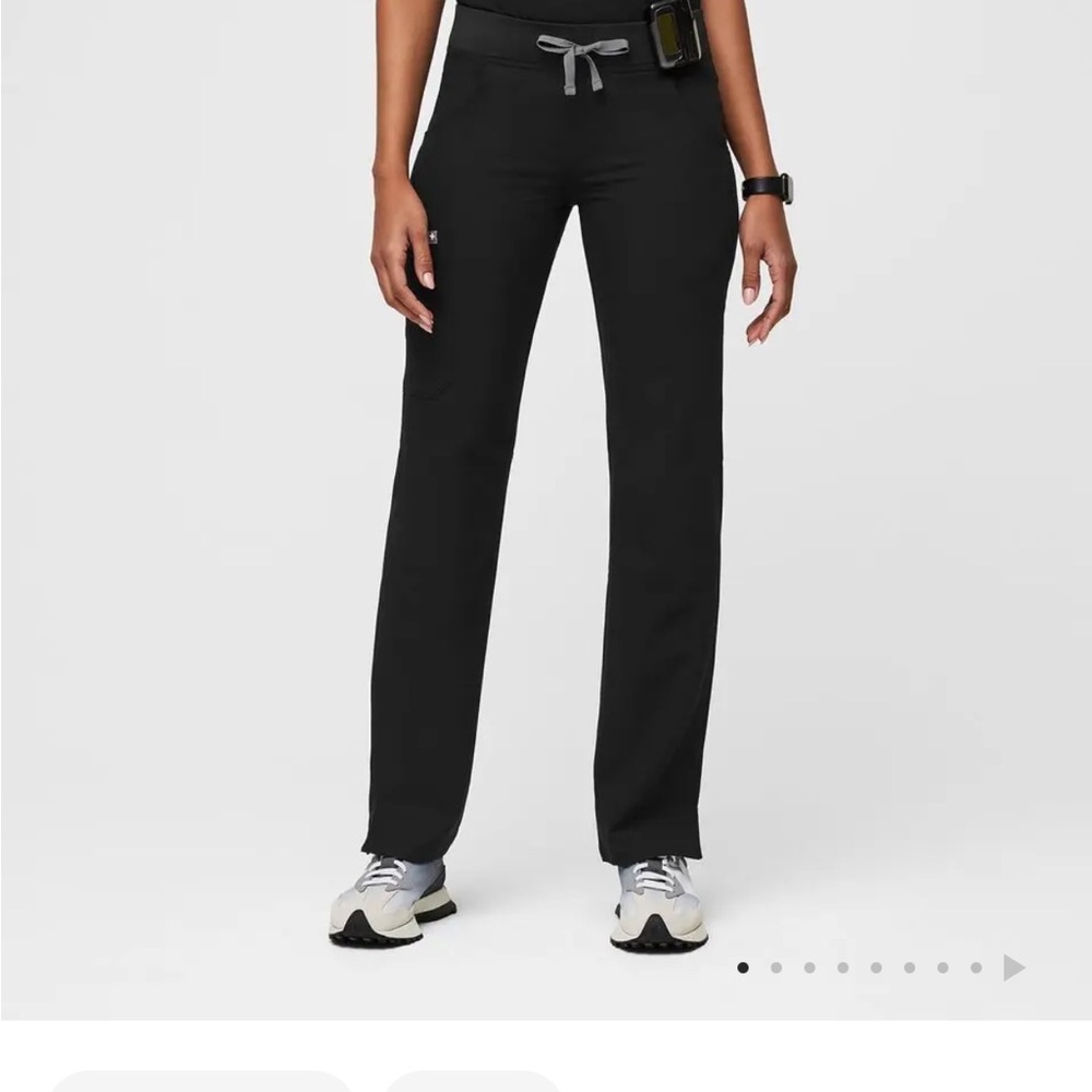 FIGS Kade Cargo Scrub Pants XS Petite Black